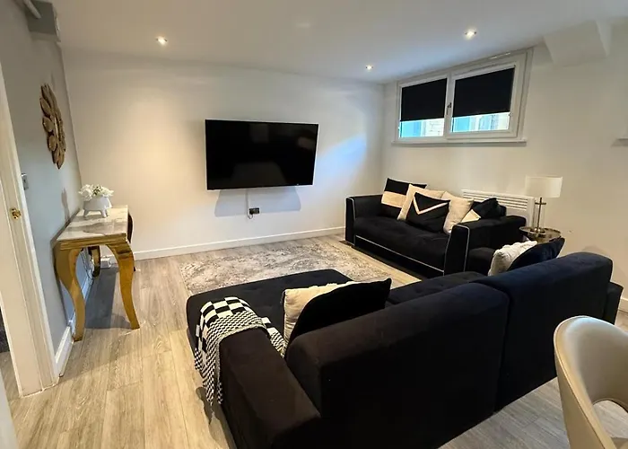 Villa Luxury Stays No 19